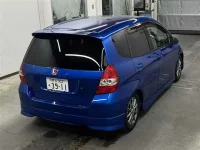 Honda FIT лот № 90177 оценка 4  с аукциона в Японии 4