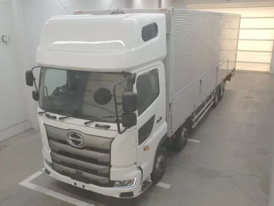 Hino TRUCK