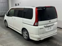 Nissan SERENA лот № 90205 оценка 4  с аукциона в Японии 1