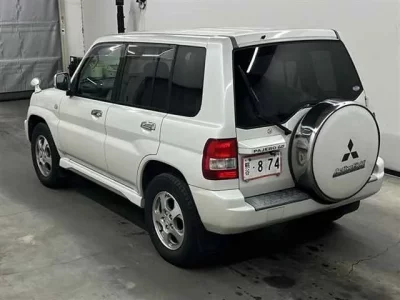Mitsubishi PAJERO IO  с аукциона в Японии