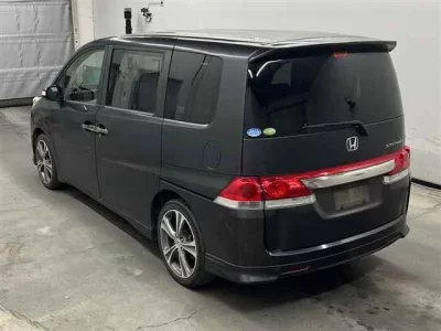 Honda STEP WAGON  с аукциона в Японии