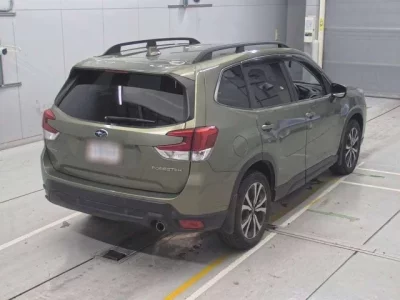 Subaru FORESTER  с аукциона в Японии