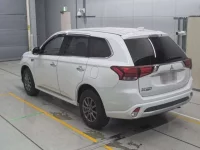 Mitsubishi OUTLANDER PHEV лот № 30581 оценка 4  с аукциона в Японии 5