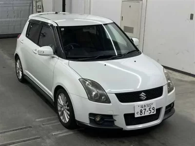 Suzuki SWIFT  с аукциона в Японии