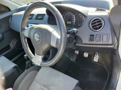 Suzuki SWIFT  с аукциона в Японии