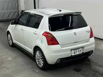 Suzuki SWIFT  с аукциона в Японии