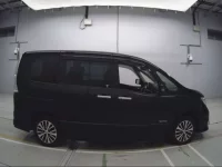 Nissan SERENA лот № 30591 оценка 3  с аукциона в Японии 2