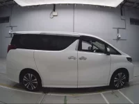 Toyota ALPHARD лот № 30595 оценка 4  с аукциона в Японии 2