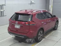 Nissan X-TRAIL лот № 30605 оценка 4  с аукциона в Японии 1