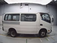 Toyota DYNA лот № 40080 оценка 3.5  с аукциона в Японии 2