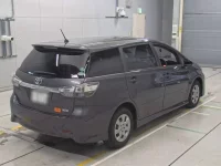 Toyota WISH лот № 30686 оценка 4  с аукциона в Японии 1