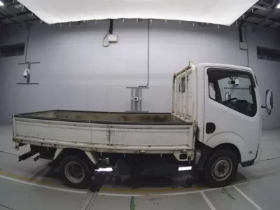 Nissan ATLAS  с аукциона в Японии