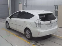 Toyota PRIUS ALPHA лот № 30713 оценка RA  с аукциона в Японии 5