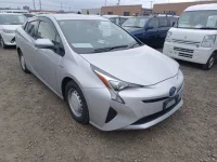 Toyota PRIUS лот № 20056 оценка 3.5  с аукциона в Японии 1