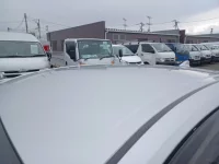 Toyota PRIUS лот № 20056 оценка 3.5  с аукциона в Японии 5