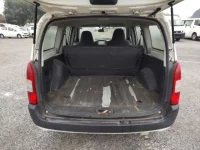 Toyota PROBOX лот № 22840 оценка 3.5  с аукциона в Японии 6