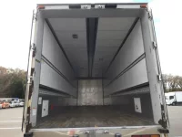 Nissan QUON лот № 16842 оценка 3.5  с аукциона в Японии 6