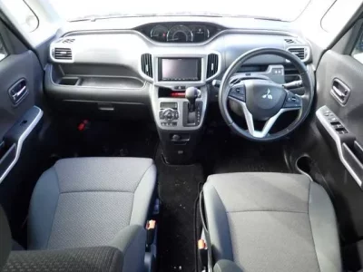 Mitsubishi DELICA D2