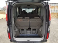 Honda STEP WAGON лот № 22036 оценка 3.5  с аукциона в Японии 6