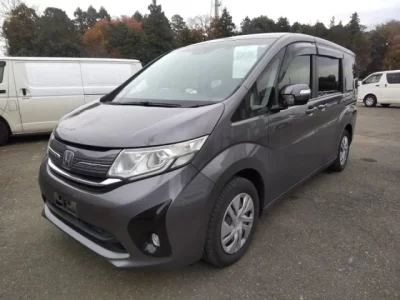 Honda STEP WAGON  с аукциона в Японии