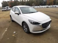 Mazda MAZDA2 лот № 22014 оценка 3.5  с аукциона в Японии 1