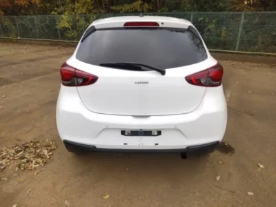 Mazda MAZDA2  с аукциона в Японии