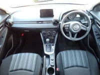 Mazda MAZDA2 лот № 183 оценка 4  с аукциона в Японии 2