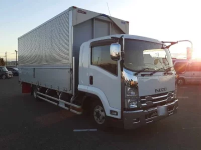 Isuzu FORWARD