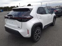 Toyota YARIS CROSS лот № 75034 оценка 99  с аукциона в Японии 1