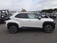 Toyota YARIS CROSS лот № 75034 оценка 99  с аукциона в Японии 2