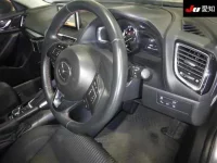 Mazda AXELA лот № 5 оценка 4  с аукциона в Японии 4