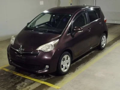 Toyota RACTIS  с аукциона в Японии
