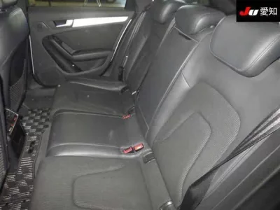 Audi A4  с аукциона в Японии