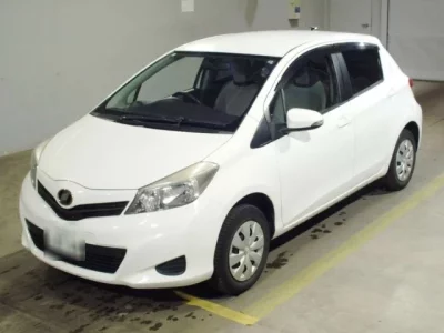 Toyota VITZ  с аукциона в Японии