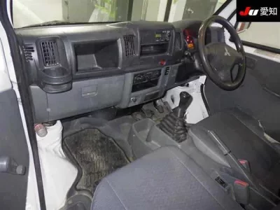 Mitsubishi MINICAB TRUCK