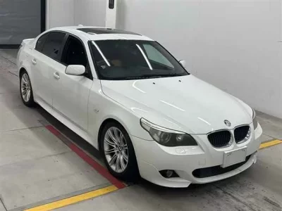 BMW 5-Series  с аукциона в Японии