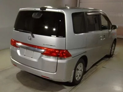 Honda STEP WAGON  с аукциона в Японии