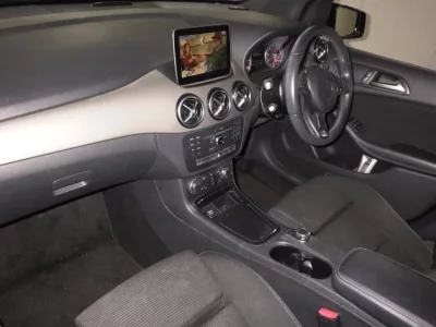 Mercedes-Benz B CLASS