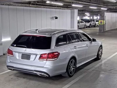 Mercedes-Benz E CLASS WAGON  с аукциона в Японии