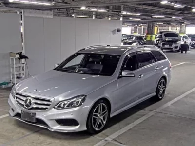 Mercedes-Benz E CLASS WAGON  с аукциона в Японии