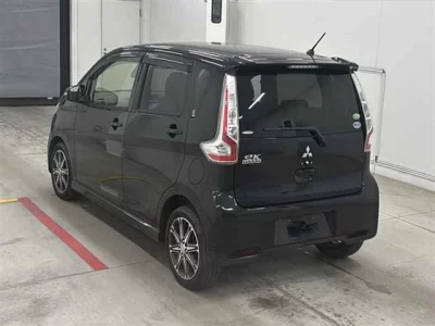 Mitsubishi EK CUSTOM