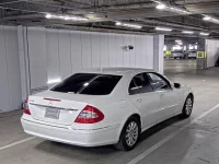 Mercedes-Benz E CLASS лот № 836 оценка R  с аукциона в Японии 1