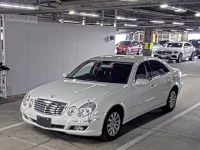 Mercedes-Benz E CLASS лот № 836 оценка R  с аукциона в Японии 3