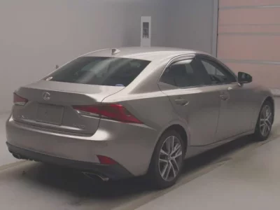 Lexus IS  с аукциона в Японии