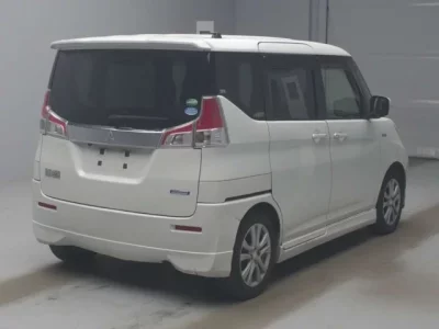 Mitsubishi DELICA D2