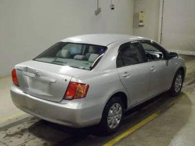 Toyota COROLLA AXIO  с аукциона в Японии