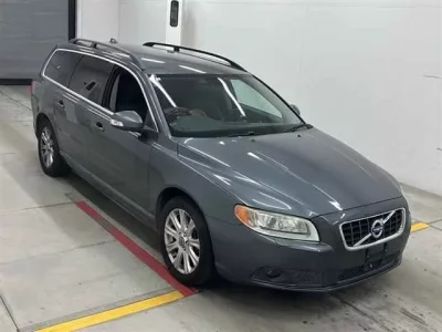 Volvo V70  с аукциона в Японии