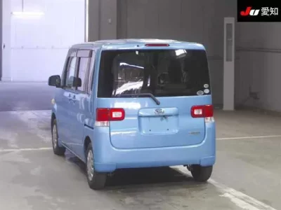 Daihatsu TANTO  с аукциона в Японии