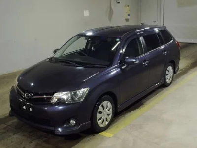 Toyota COROLLA FIELDER  с аукциона в Японии