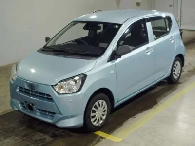 Toyota PIXIS EPOCH  с аукциона в Японии